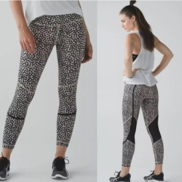 lululemon athletica Pants - Lululemon Pedal To The Medal 7/8 Tight *Full-On Luxtreme - Size 4 🌟👟